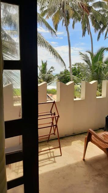 Akurala Beach Boutique Resort Exterior photo